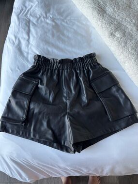 Steve Madden Black Faux Leather Elastic-Waist Shorts